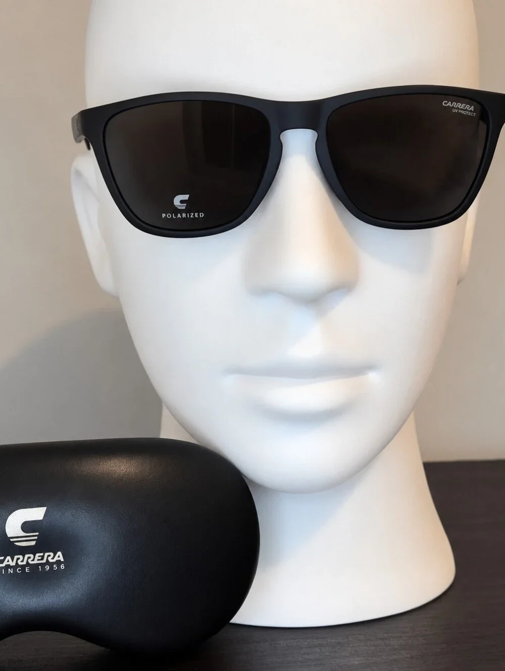 Carrera 8058/S Polarized Sunglasses Black 003/M9 Unisex NWOT w/ Case